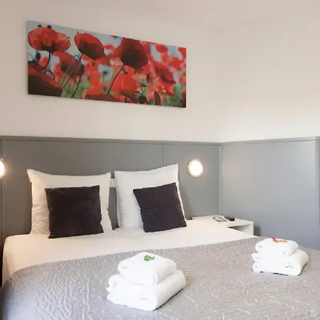 杜普伊斯酒店 法尔肯堡