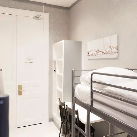 杜普伊斯酒店 酒店