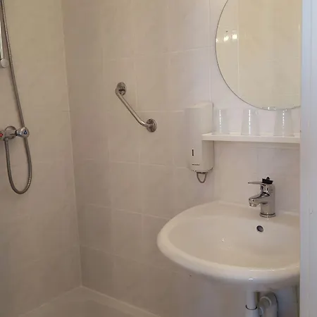 杜普伊斯酒店 法尔肯堡