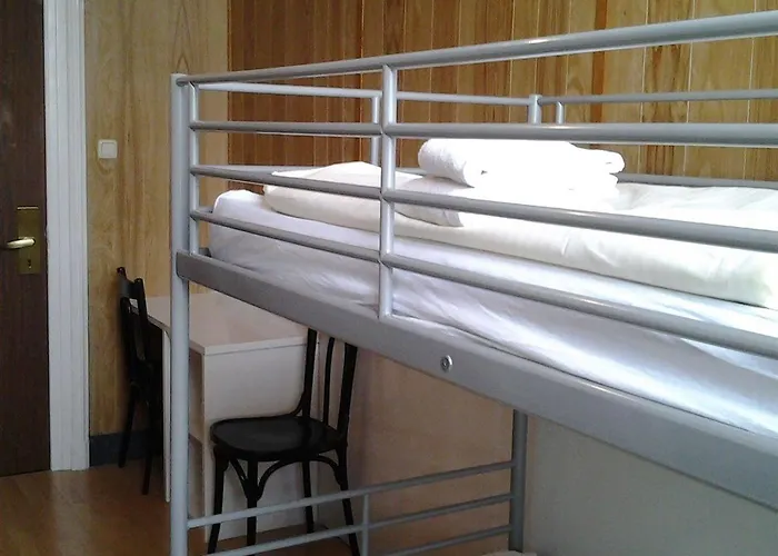 Dupuis ホテル ファルケンブルフ